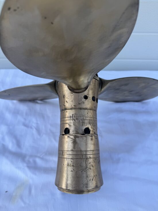 Varioprop folding 3-blade propeller
